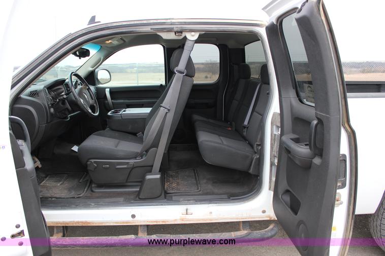 image for item J2286 2012 Chevrolet Silverado 1500 LT Z71 Ext. Cab pickup truck