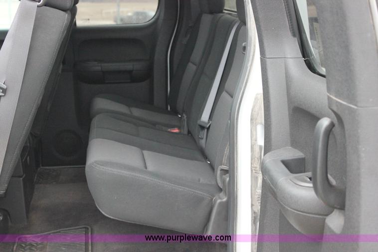 image for item J2286 2012 Chevrolet Silverado 1500 LT Z71 Ext. Cab pickup truck