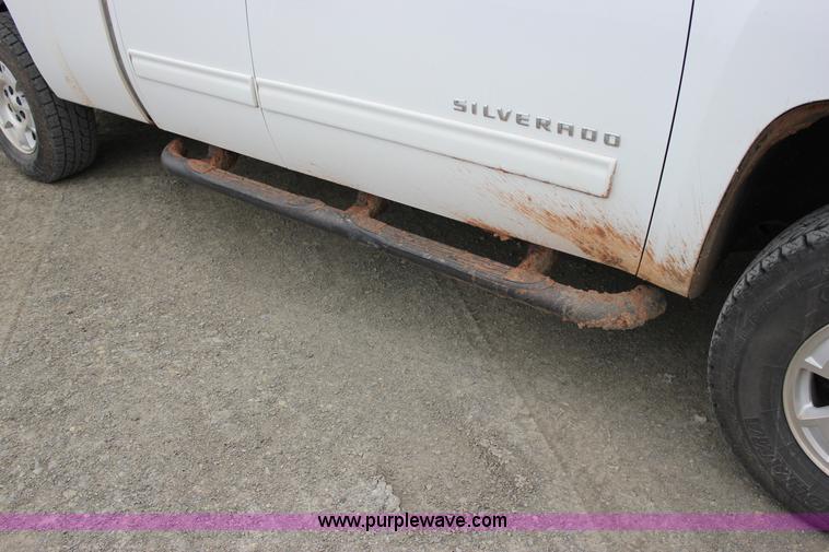 image for item J2286 2012 Chevrolet Silverado 1500 LT Z71 Ext. Cab pickup truck