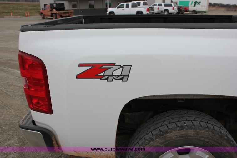 image for item J2286 2012 Chevrolet Silverado 1500 LT Z71 Ext. Cab pickup truck
