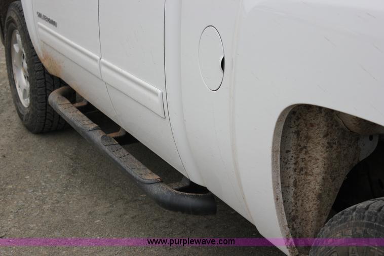 image for item J2286 2012 Chevrolet Silverado 1500 LT Z71 Ext. Cab pickup truck