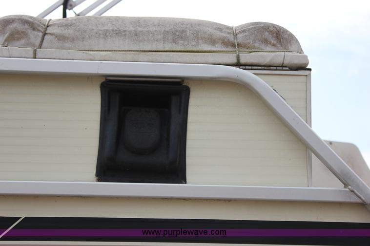 image for item J2291 2000 Voyager VS21 pontoon boat