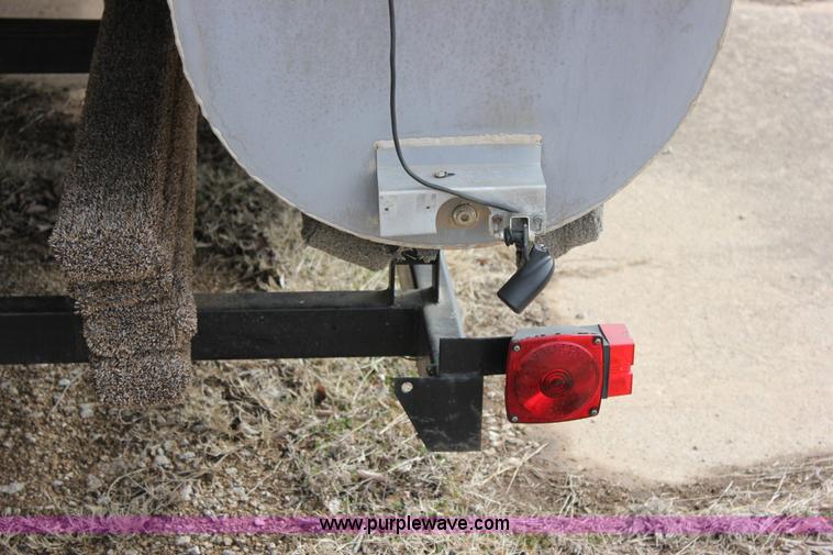 image for item J2291 2000 Voyager VS21 pontoon boat