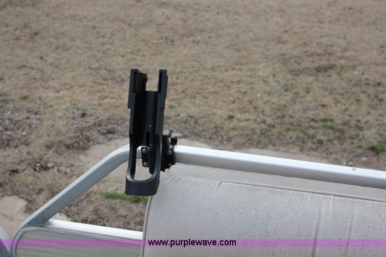 image for item J2291 2000 Voyager VS21 pontoon boat