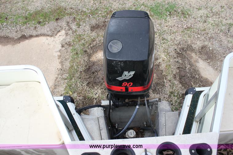 image for item J2291 2000 Voyager VS21 pontoon boat