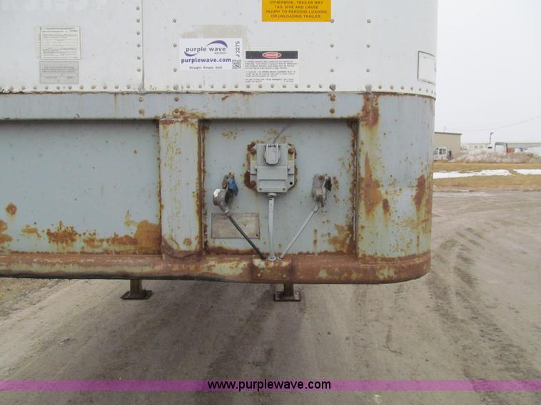 image for item J3275 1995 Fruehauf dry van trailer
