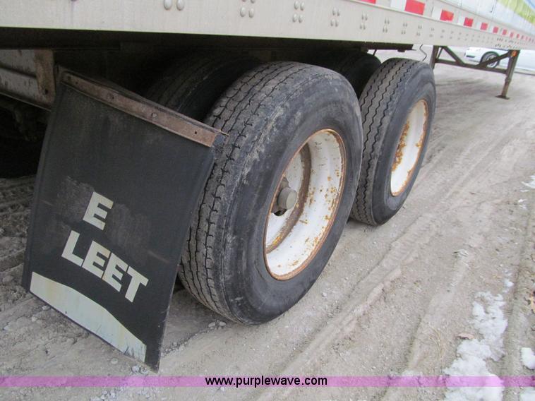 image for item J3275 1995 Fruehauf dry van trailer