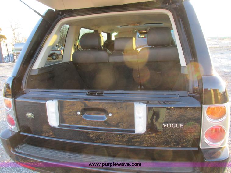 image for item K2023 2005 Land Rover Range Rover HSE SUV