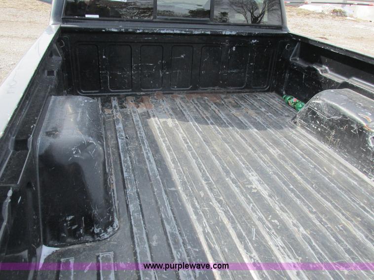 image for item K2044 1994 Chevrolet S10 pickup truck