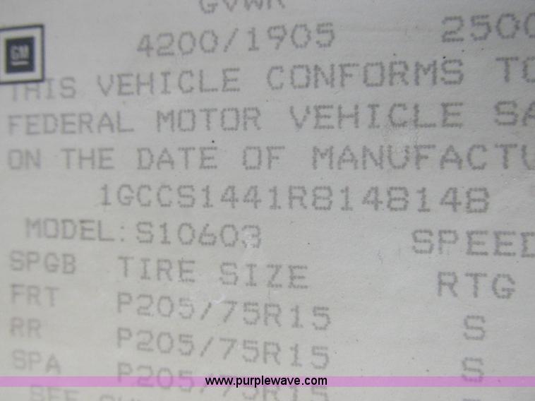 image for item K2044 1994 Chevrolet S10 pickup truck