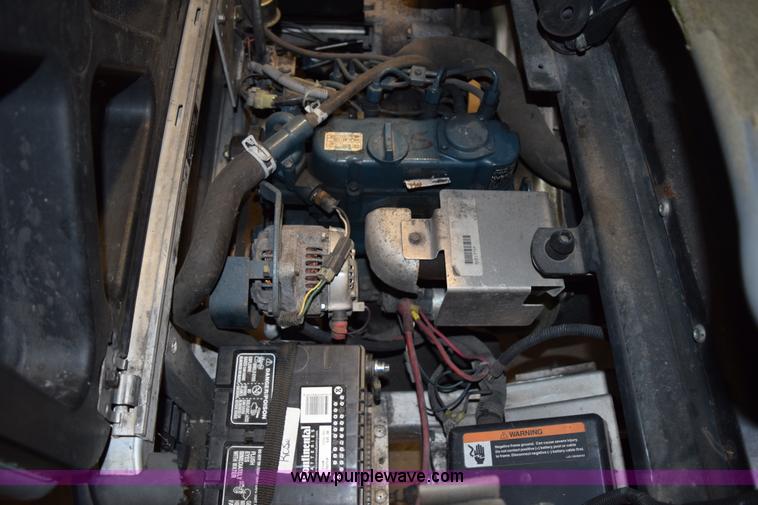 image for item K2300 2007 Club Car XRT 1550 utility vehicle