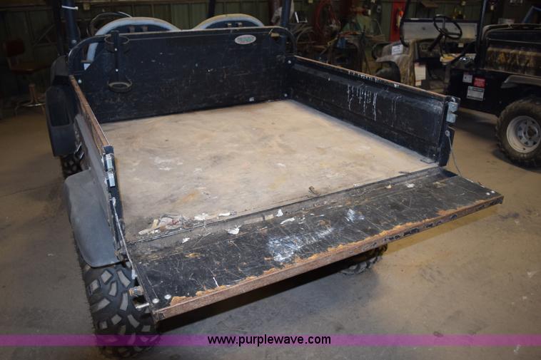 image for item K2300 2007 Club Car XRT 1550 utility vehicle