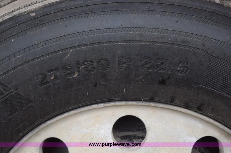 image for item K2311 2006 International 9200i semi truck