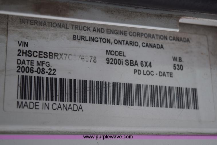 image for item K2311 2006 International 9200i semi truck
