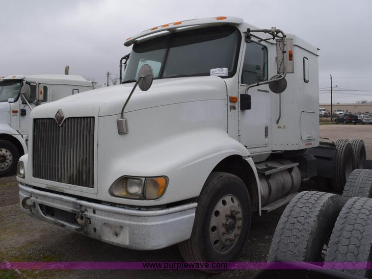 image for item K2312 2007 International 9200i semi truck