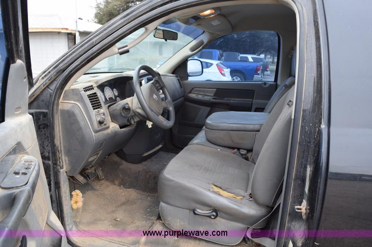 image for item K2316 2008 Dodge Ram 2500 pickup truck