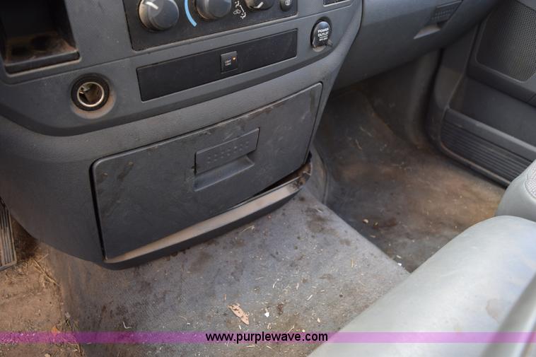 image for item K2316 2008 Dodge Ram 2500 pickup truck