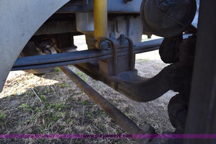 image for item K2318 2007 International 9200i semi truck