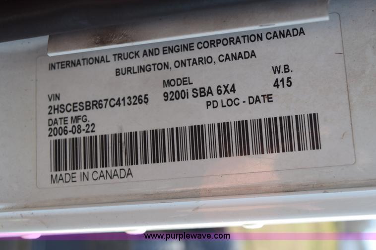 image for item K2318 2007 International 9200i semi truck