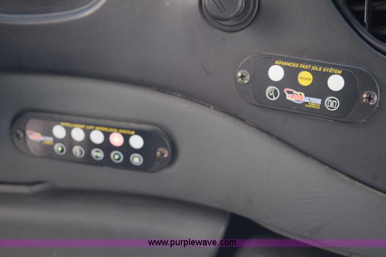 image for item K2323 2006 Ford E350 Super Duty bus