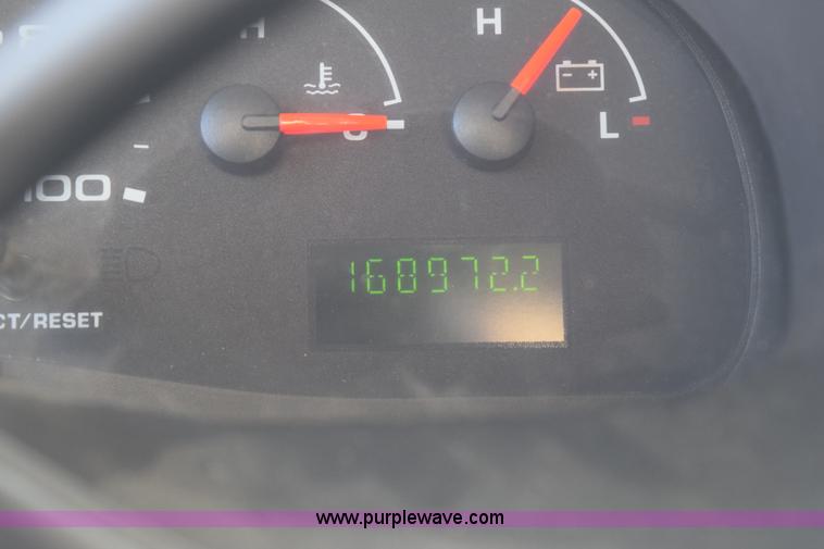 image for item K2326 2009 Ford E450 bus