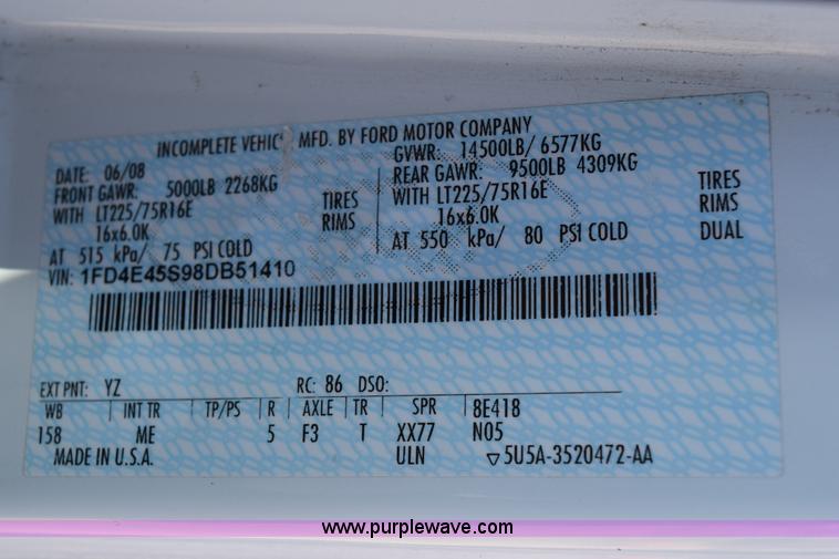 image for item K2326 2009 Ford E450 bus