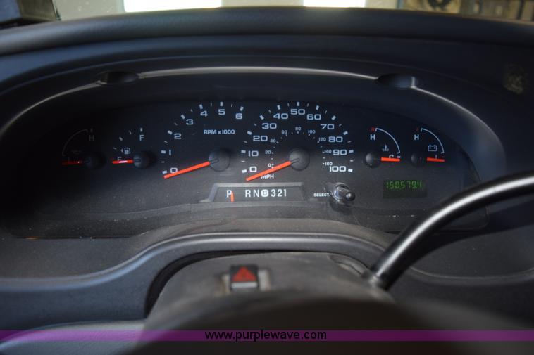 image for item K2327 2009 Ford E450 bus