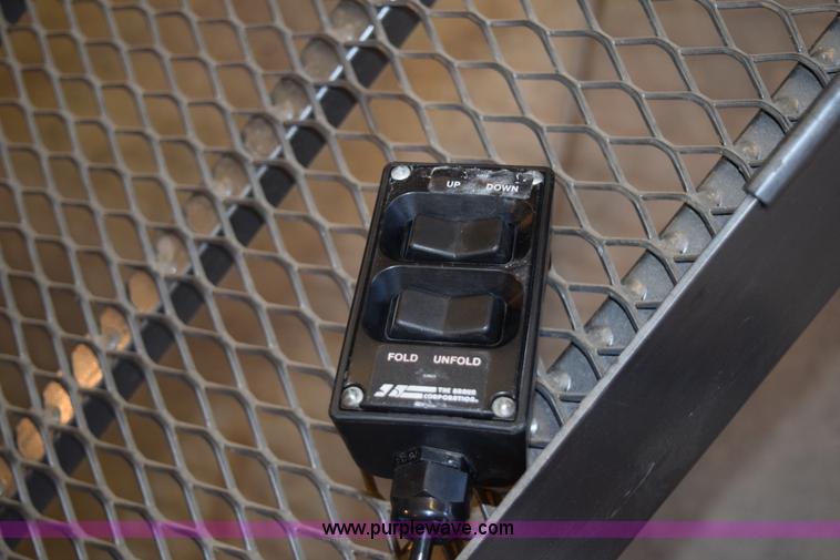 image for item K2327 2009 Ford E450 bus