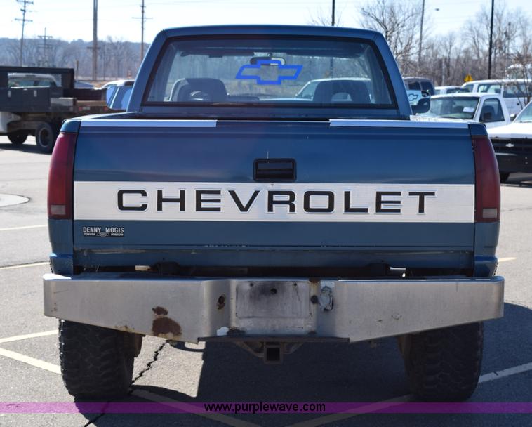 image for item K2328 1992 Chevrolet 2500 pickup truck