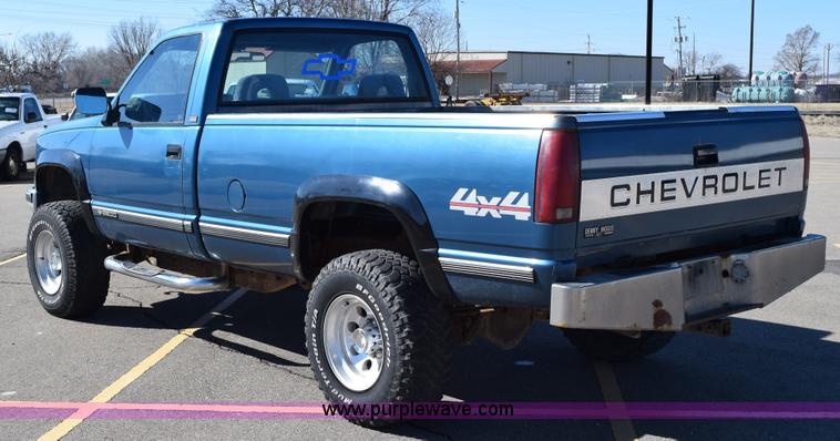 image for item K2328 1992 Chevrolet 2500 pickup truck