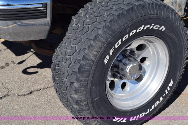 image for item K2328 1992 Chevrolet 2500 pickup truck