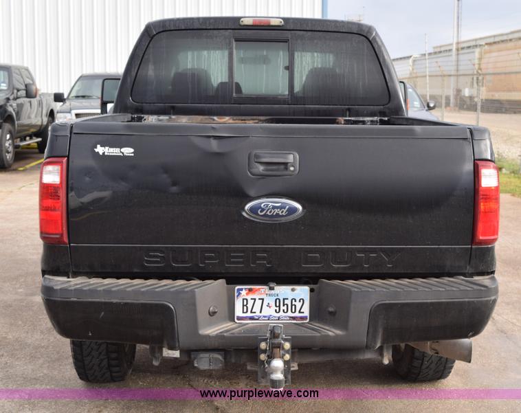 image for item K2329 2008 Ford F250 Super Duty XLT Crew Cab pickup truck