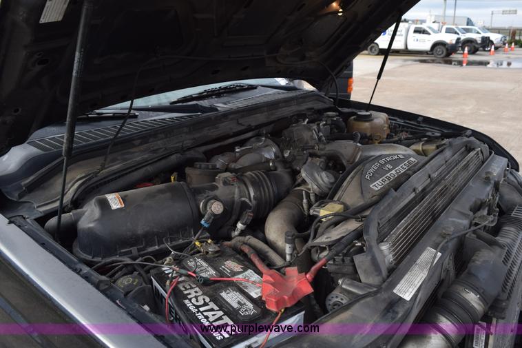 image for item K2329 2008 Ford F250 Super Duty XLT Crew Cab pickup truck