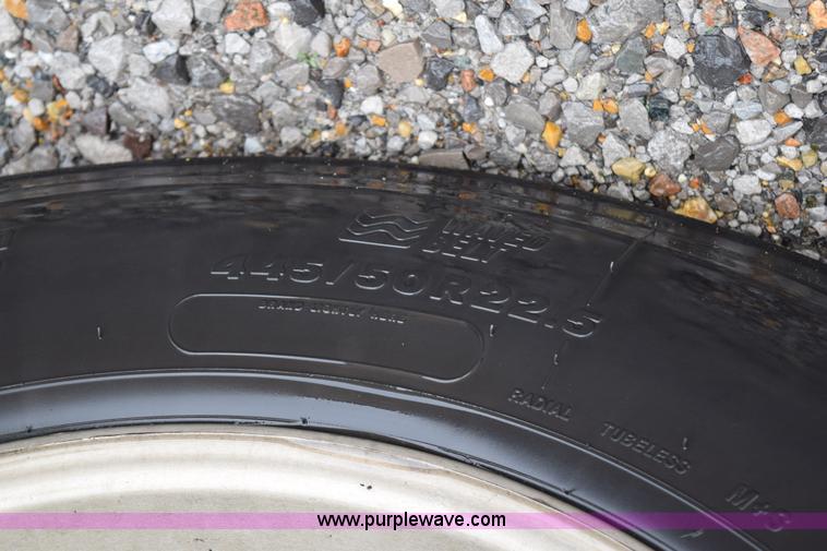 image for item K2330 2006 International 9200i semi truck