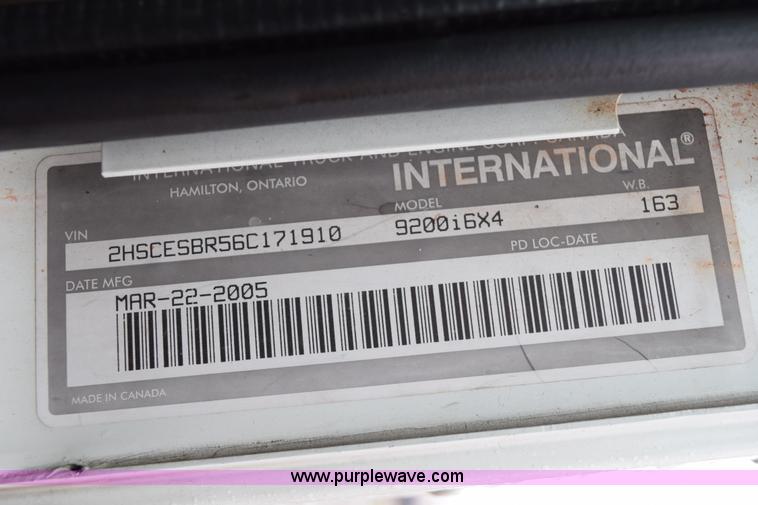 image for item K2330 2006 International 9200i semi truck