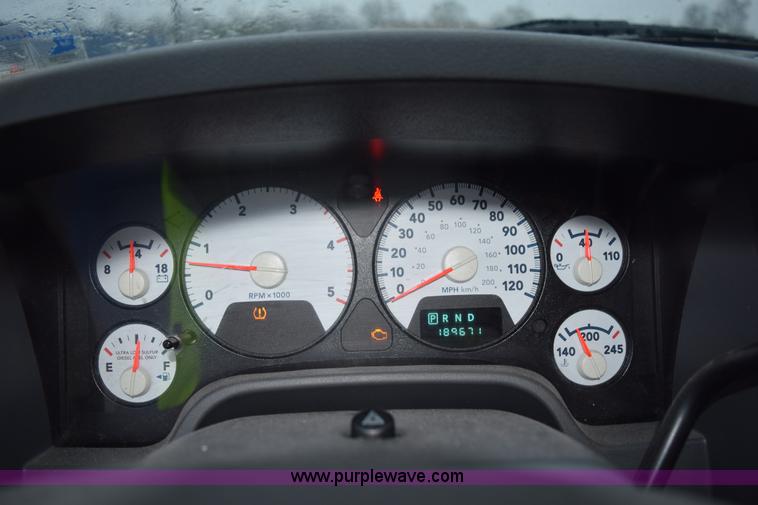 image for item K2366 2008 Dodge Ram 2500 pickup truck