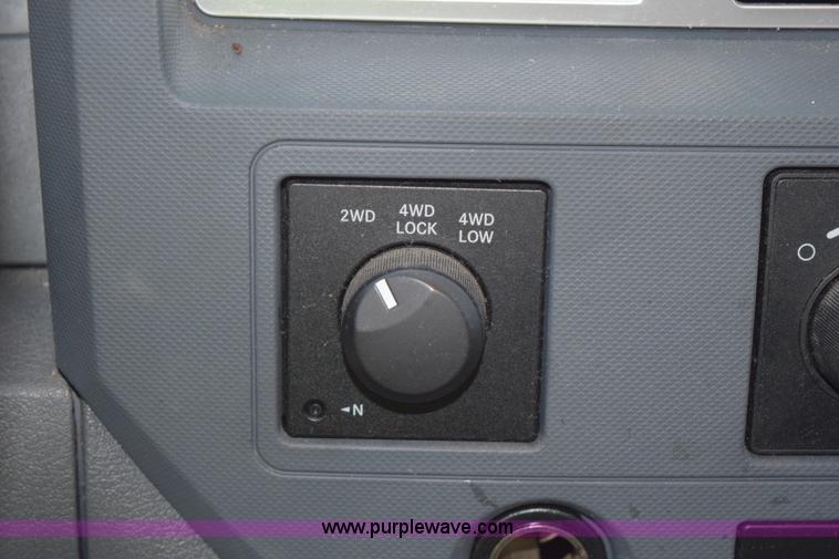 image for item K2366 2008 Dodge Ram 2500 pickup truck