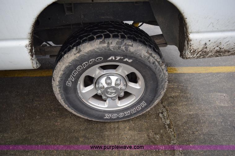 image for item K2366 2008 Dodge Ram 2500 pickup truck