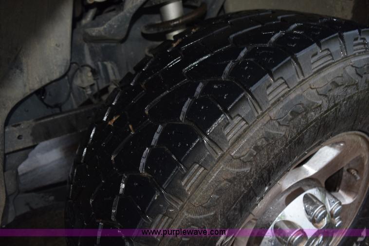 image for item K2366 2008 Dodge Ram 2500 pickup truck