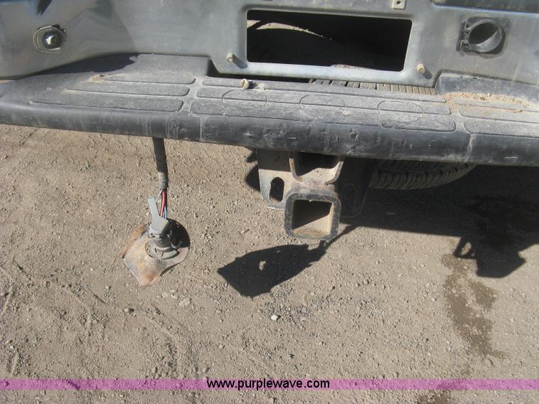 image for item K2858 2003 Chevrolet Silverado 1500 LS Ext. Cab pickup truck