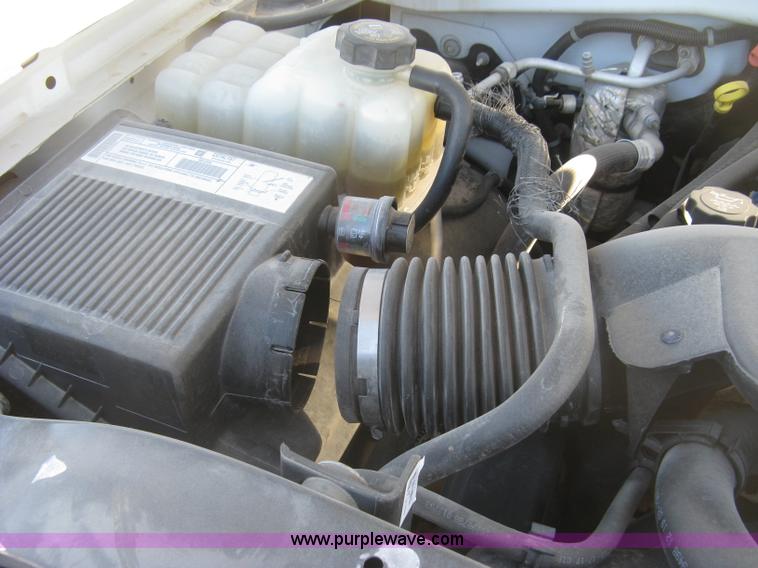 image for item K2858 2003 Chevrolet Silverado 1500 LS Ext. Cab pickup truck