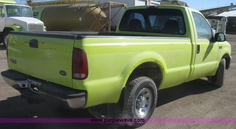 image for item K2862 2003 Ford F250 Super Duty XL pickup truck