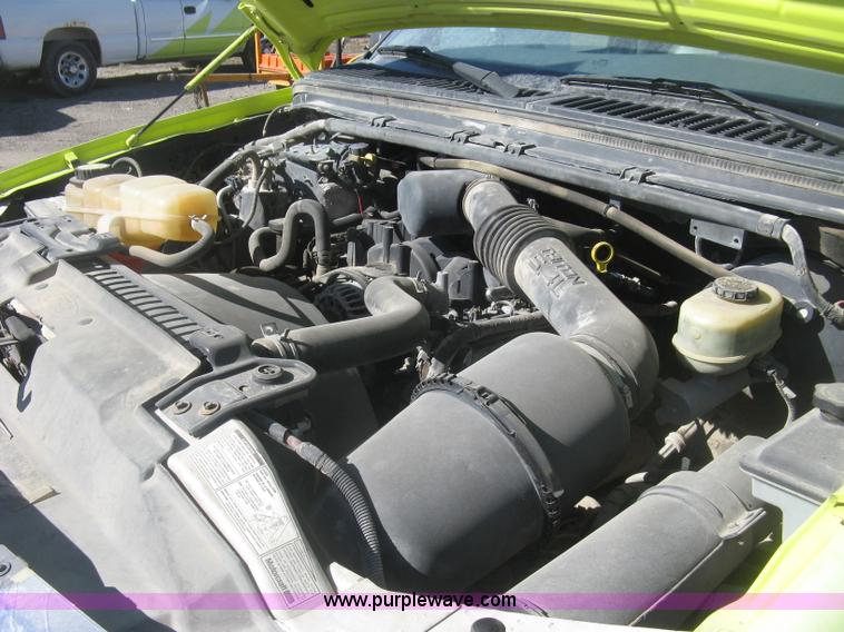 image for item K2862 2003 Ford F250 Super Duty XL pickup truck