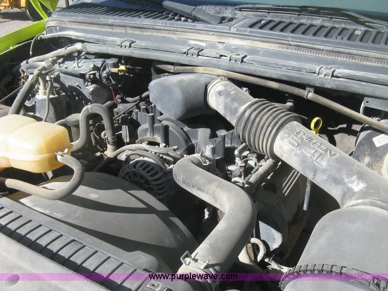 image for item K2862 2003 Ford F250 Super Duty XL pickup truck