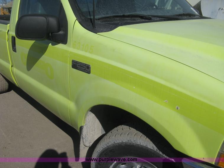 image for item K2862 2003 Ford F250 Super Duty XL pickup truck