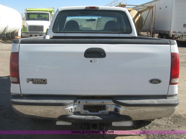 image for item K2864 2001 Ford F350 Super Duty XL SuperCab pickup truck