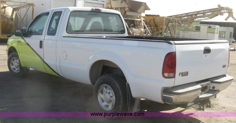 image for item K2864 2001 Ford F350 Super Duty XL SuperCab pickup truck