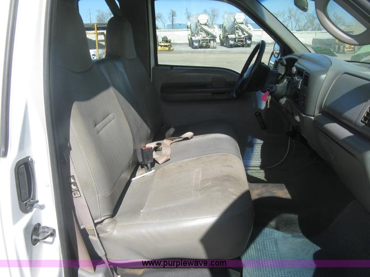 image for item K2864 2001 Ford F350 Super Duty XL SuperCab pickup truck