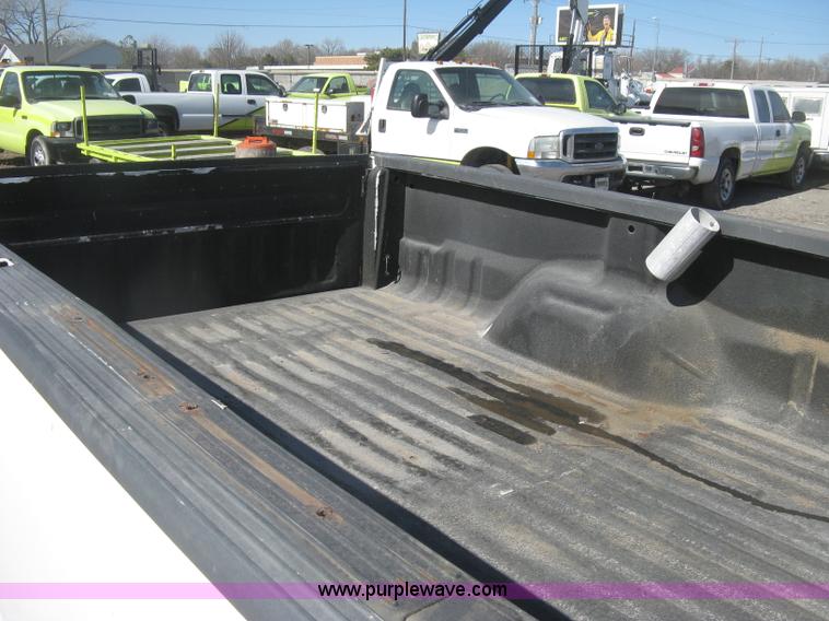 image for item K2864 2001 Ford F350 Super Duty XL SuperCab pickup truck