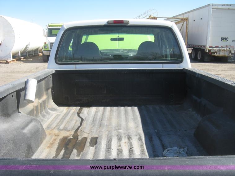 image for item K2864 2001 Ford F350 Super Duty XL SuperCab pickup truck